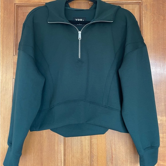 Abercrombie & Fitch YPB Cropped Half Zip Sweatshirt - Picture 2 of 4